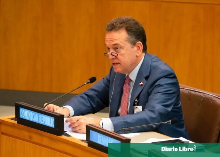 Víctor Bisonó urge a la ONU completar las tropas en Haití para frenar la crisis