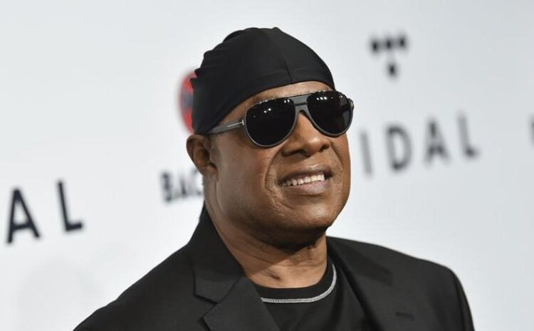 Stevie Wonder demanda a su ex prometida para desalojarla de su mansión tras casi 40 años