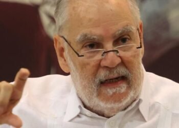 Miguel Ceara revela cómo la SISALRIL descubrió el fraude financiero en Senasa