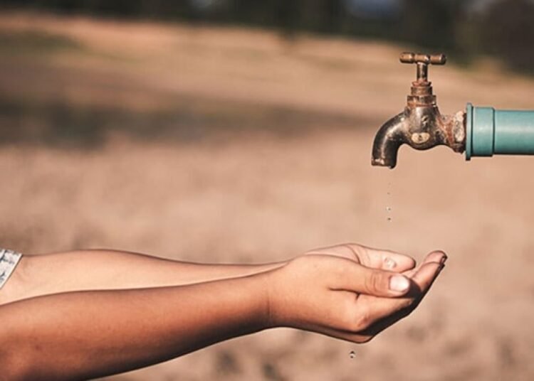 Crisis de agua en Residencial Ciudad Real II pobladores exigen solución urgente a la CAASD