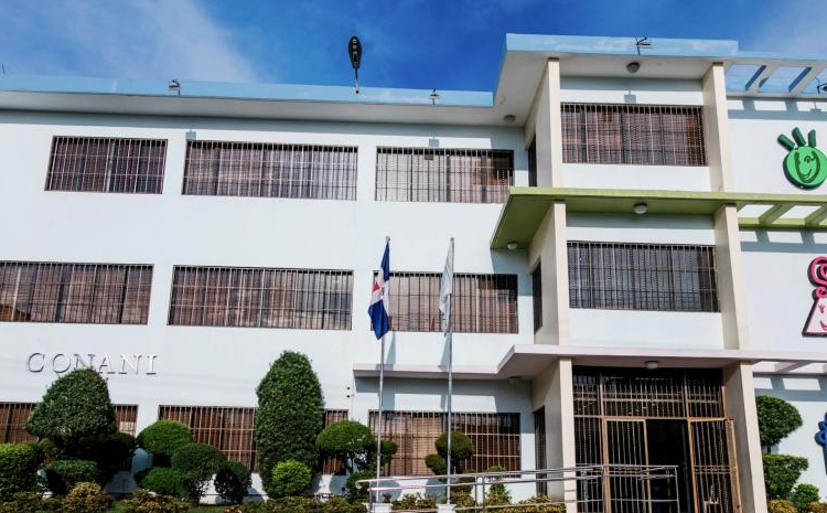 Conani aclara situación de adolescente vinculada en desaparición de niño en Los Tres Brazos
