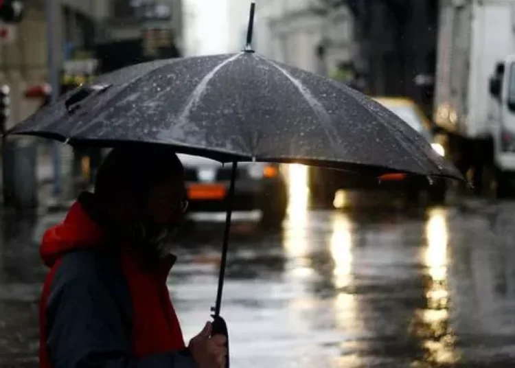 Distrito Nacional y Santo Domingo en alerta verde por aguaceros y tormentas esta tarde