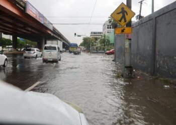 COE eleva a nueve las provincias en alerta amarilla por vaguada y mantiene 16 en verde