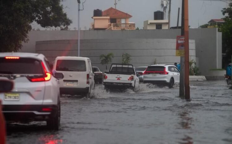 Gran Santo Domingo y 7 provincias en alerta amarilla por lluvias intensas durante 72 horas