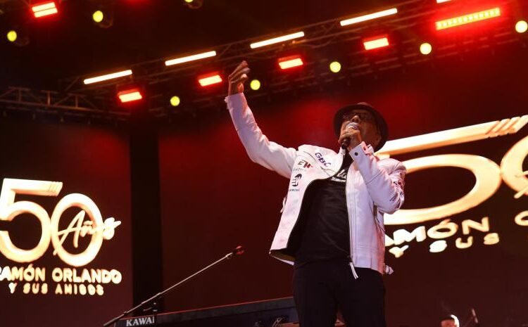 Exitoso concierto de Ramón Orlando y homenaje a Edmundo Ajá marcan la agenda
