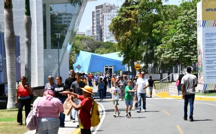 Feria Internacional del Libro se despide con éxito rotundo y gran afluencia de público