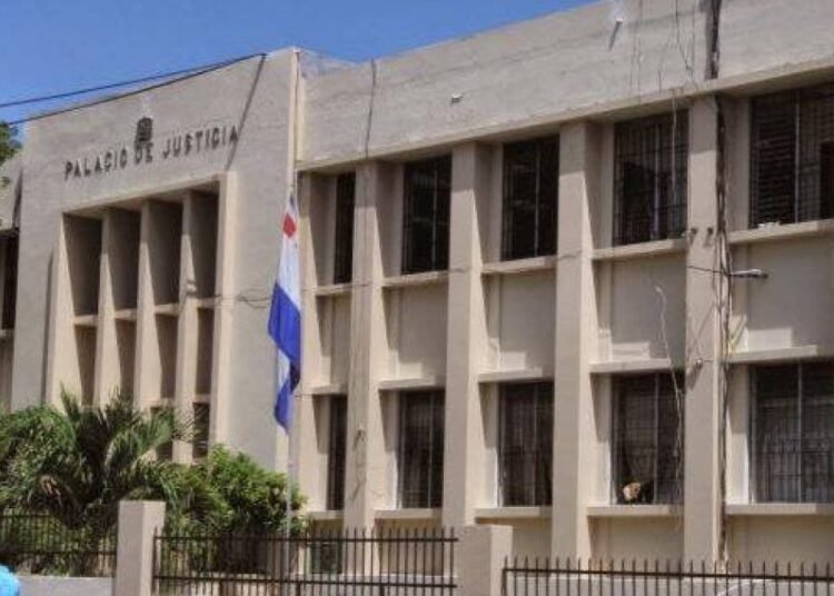 Condenan a cinco años de prisión a hombre que amenazaba de muerte a su expareja en Barahona