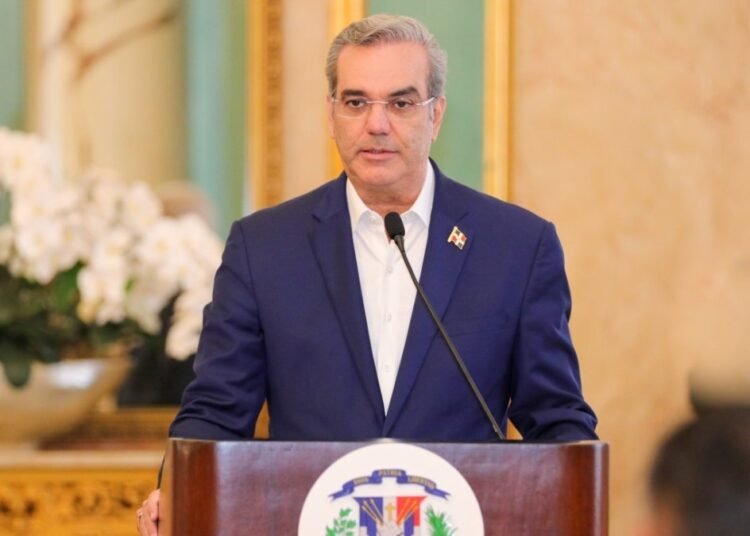 Abinader designa de forma transitoria a Teófilo José Abrahán Leo Tabar Manzur en la DGJA