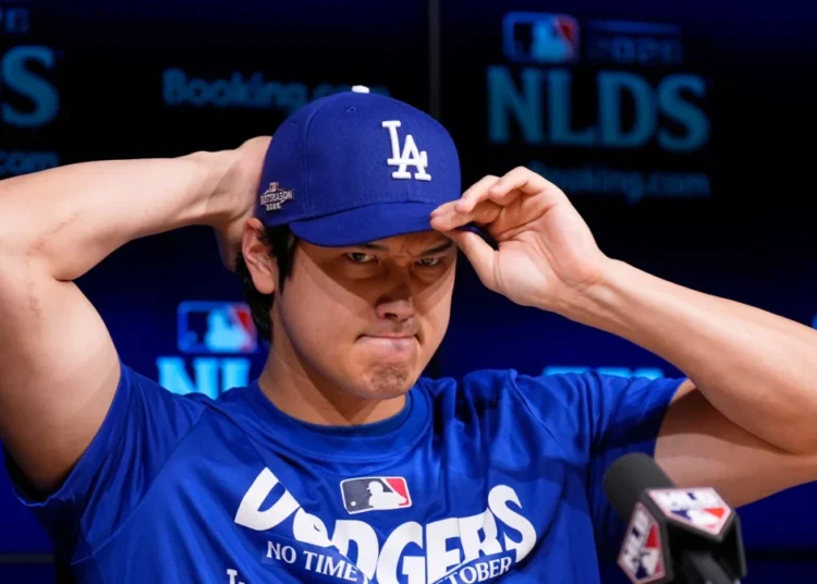 Shohei Ohtani afronta la postemporada con dudas físicas mientras los Dodgers reciben a los Bravos