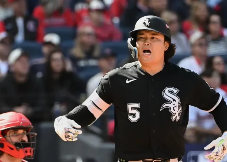 Medias Blancas blanquean a Guardians 3-0 en el arranque de la Serie Divisional