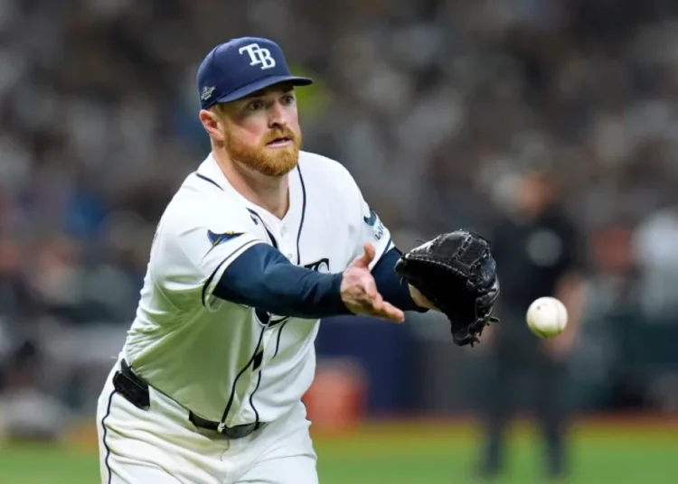 Austin Wells arruina el juego sin hits de Drew Rasmussen en la Serie Divisional