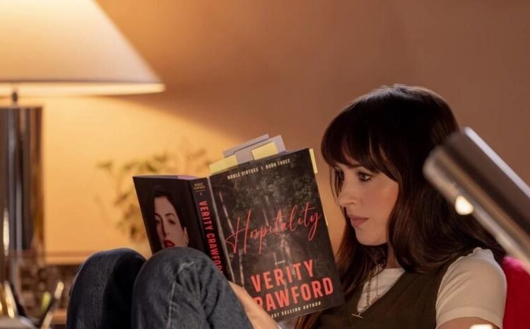 Verity la pelicula de Michael Showalter adapta a Colleen Hoover con Anne Hathaway y Dakota Johnson