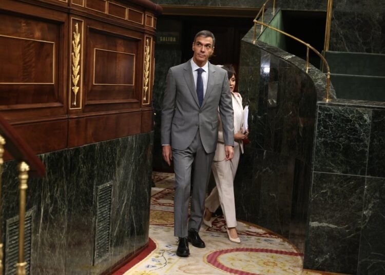 Pedro Sánchez baja tensiones políticas y convoca elecciones anticipadas
