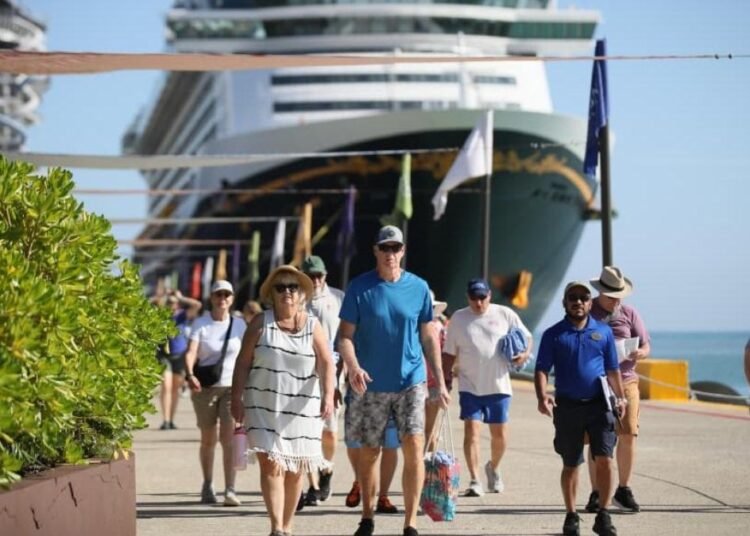 Puerto Plata rompe récord al movilizar 17,491 visitantes en una sola jornada de cruceros