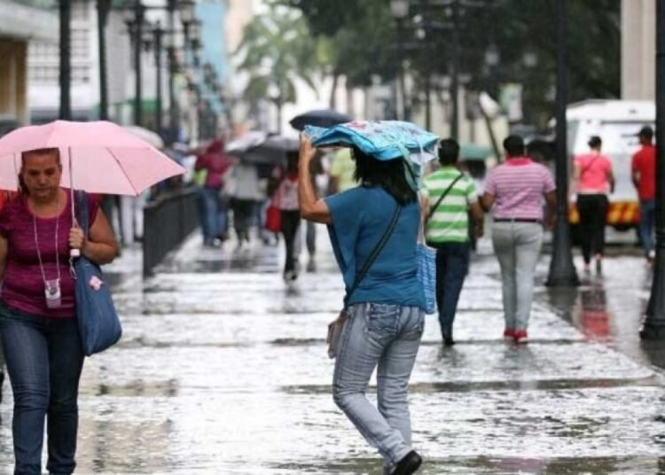 COE eleva a cuatro las provincias y al Distrito Nacional en alerta verde por lluvias