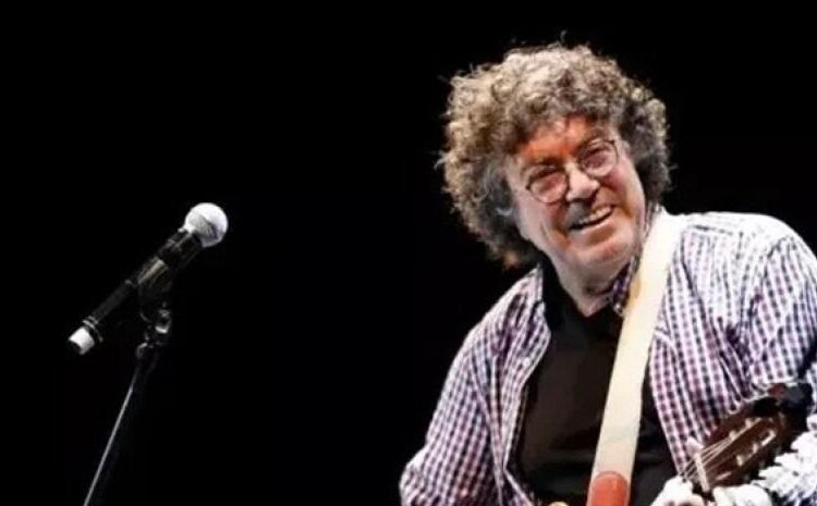 Muere Piero, el legendario cantautor de Mi viejo, a los 81 años