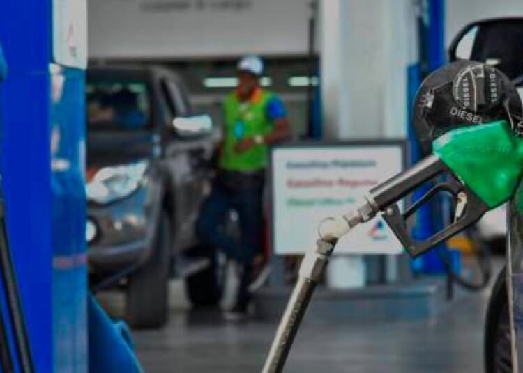 Subsidio a los combustibles en RD genera fuerte presión en las cuentas públicas