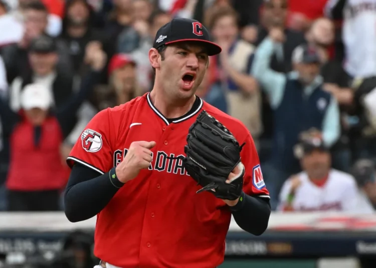 Gavin Williams abrirá el juego decisivo por Cleveland tras brillar como relevista