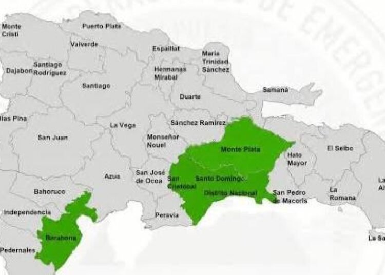Gran Santo Domingo y otras provincias continúan en alerta por riesgo de inundaciones