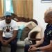 Director de la Policía visita en Villa Mella a mayor herido en operativo
