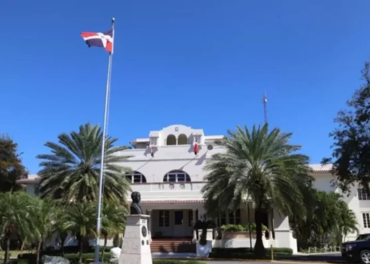 Embajada dominicana en Panamá reduce su horario de atención por réplicas sísmicas