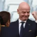 Gianni Infantino lleva su campaña de reelección en la FIFA a Japón tras sus errores