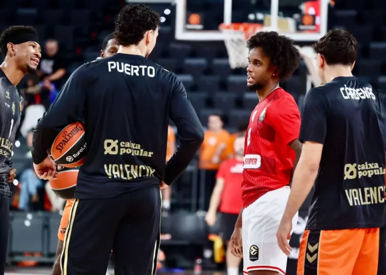 Remontada histórica de Jean Montero y el Olympiacos para doblegar al Valencia en la Euroliga
