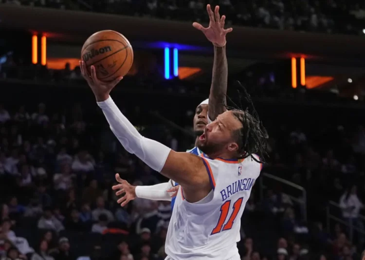 Los New York Knicks se preparan para defender su trono ante rivales renovados en la NBA