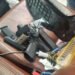 DNCD arresta a un hombre con armas y municiones ocultas en una camioneta en Santo Domingo Oeste