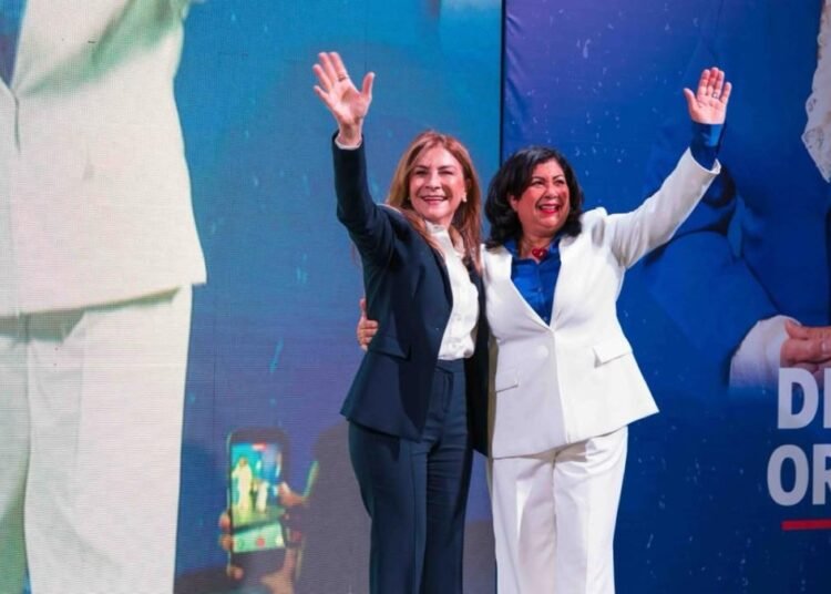 Delia Ortiz se suma al proyecto presidencial de Carolina Mejía rumbo a 2028