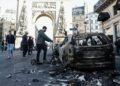 Caos en Francia tras masivas protestas deja 2.000 detenidos y 600 agentes heridos