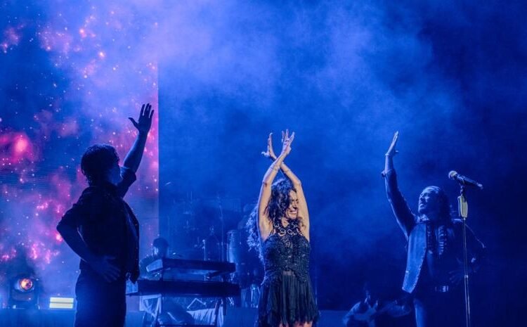 Rosario Flores deslumbra en Santo Domingo y cierra con éxito su gira de tres décadas en la música