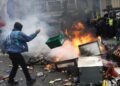 Nuevos saqueos y violentos enfrentamientos sacuden el centro de París durante las protestas