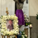 Conmoción en Ecuador: quién era el sacerdote que murió aplastado por una cruz en plena misa