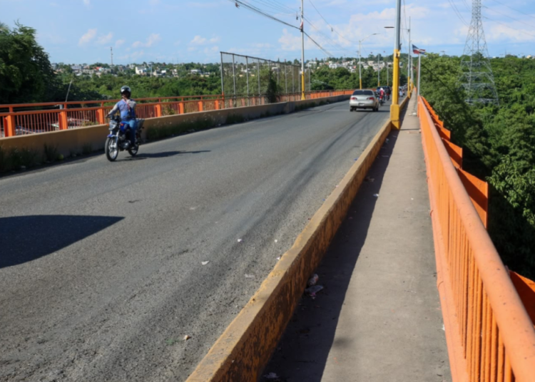 Rutas alternas y desvíos viales por restricciones en el puente La Barquita