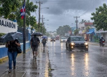 Vaguada provocará intensos aguaceros en el Cibao y mantienen provincias en alerta