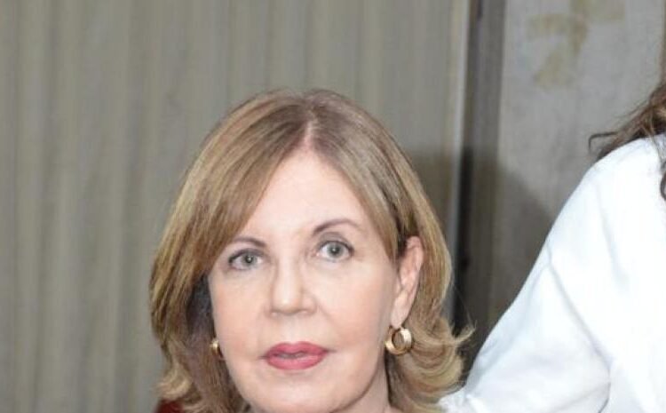 Velatorio de la periodista Cosette Bonelly será este jueves en la funeraria Blandino