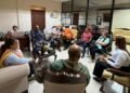 Comerciantes de Salcedo rechazan extensión de huelga tras pérdidas millonarias