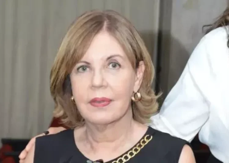 Velatorio de la periodista Cosette Bonnelly será este jueves en la funeraria Blandino