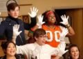 Vuelve Glee: preparan una nueva versión de la exitosa serie musical para streaming