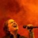 Carlos Vives revoluciona la música y apuesta por el regreso del vinilo y el casete