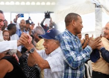 De las Visitas Sorpresa a El Presidente en el Barrio: dos modelos de encuentros con la gente