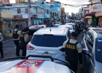 Operativo antidrogas en el Distrito Nacional deja 11 detenidos y casi ocho kilos de narcóticos