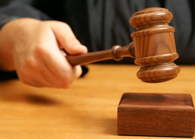 Condenan a 20 años de prisión a hombre por violar y amenazar a niña de 12 años en Santiago