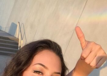 Arrestan a influencer fitness en Cali tras hallar un arsenal y drogas en su casa