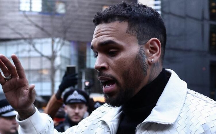 Chris Brown es condenado a prisión en suspenso por brutal pelea en discoteca de Londres