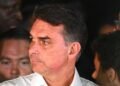 Flávio Bolsonaro asegura que un juez le ordenó entregar su pasaporte por temor a fuga