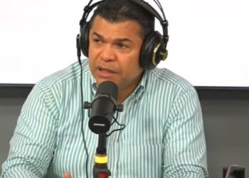 Tobias Crespo arremete contra la situacion economica y asegura que no hay dinero en las calles ni servicios basicos
