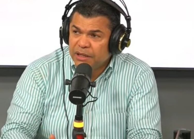 Tobias Crespo arremete contra la situacion economica y asegura que no hay dinero en las calles ni servicios basicos