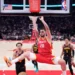 Rockets continúan invictos tras vencer a los Hawks con brillante actuación de Alperen Sengun